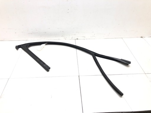 УЩІЛЬНЮВАЧ ДВЕРЕЙ ПЕРЕДНІЙ ЛІВИЙ ALFA ROMEO GIULIA 15-22