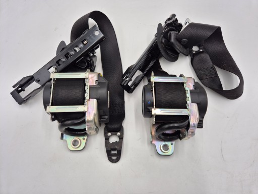 tension belt safety front front left 2058600185 MERCEDES W205 original