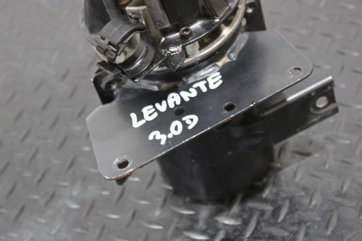 poklopač filtera filter goriva MASERATI LEVANTE M161