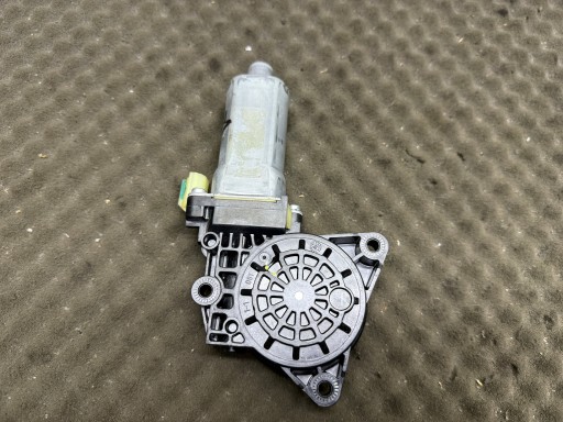 824501d000 электродвигатель стеклоподъемника, левый передний, kia carens 82450-1d000