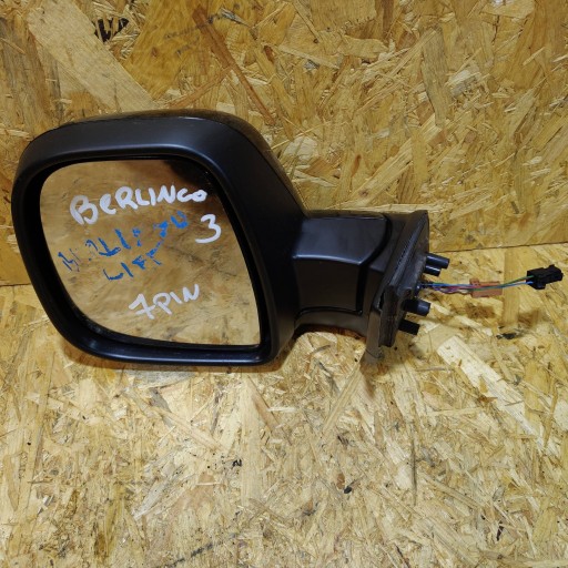 Citroen Berlingo 2017 left side electrics mirror side 7pin