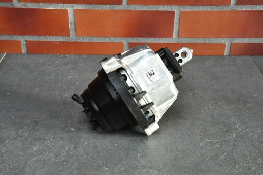 engine mount left BMW 7 G70 9894867
