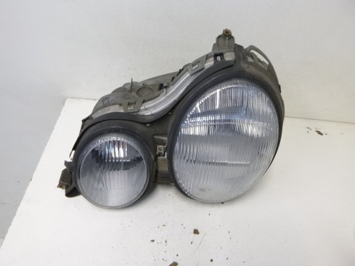 light front Mercedes W210 99r. HELLA
