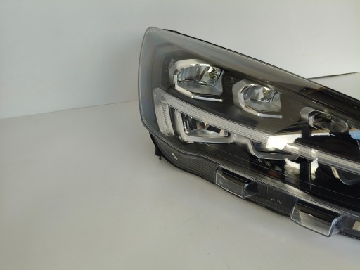 light right REFLEKTOR FORD FOCUS MK4 18- FULL LED