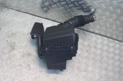 DS739661KA - Корпус воздушного фильтра Ford S-Max MK2 2.0 TDCI