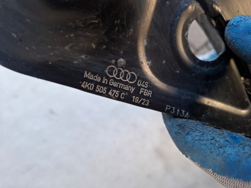 AUDI RS6 4K C8 KOMBI Barre POPRZECZNY Traverse Gauche Arrière 4K0505475C