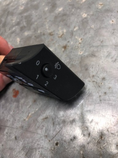 PANEL REGULACJA luci AUDI A4 B7 8E1919094