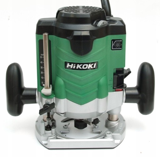 ФРЕЗЕРНИЙ ВЕРСТАТ HIKOKI 2000 Вт M12VEUTZ