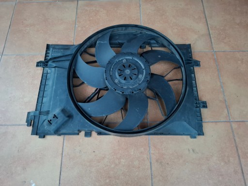 Kühlergebläse MERCEDES W203 W209 LIFT A2035001693