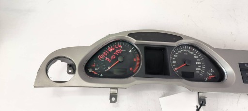 budíky hodiny 4F0920932 AUDI A6 C6
