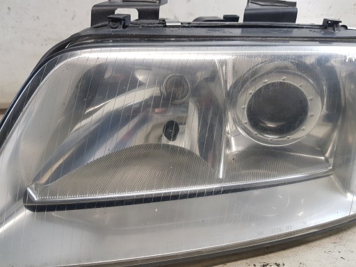 AUDI A6 C5 97-01 XENON light left front REFLEKTOR EU