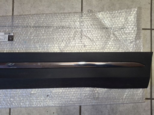 moulding for door right front MERCEDES GLA II W247 2019R->
