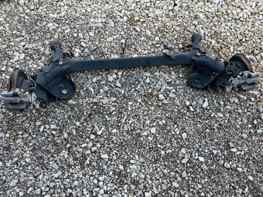 Toyota prius iii підвіска балка вісь задня абс