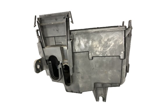 14- 243503708R - КОРПУС БЛОКУ ЗАПОБІЖНИКІВ TRAFIC III 04-