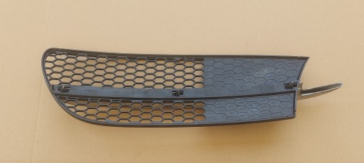 grid grill of a bumper front ALFA ROMEO 147 46776670