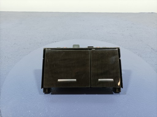 01 - HONDA ACCORD VIII ПЕПЕЛЬНИЦА