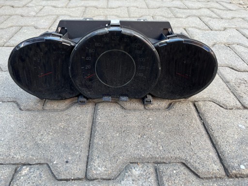 Kia ProCeed II dials