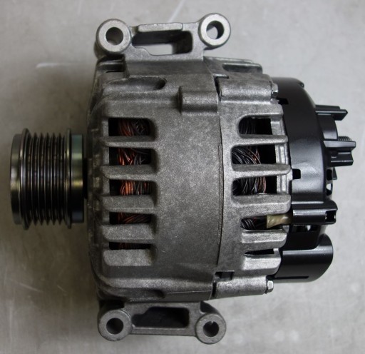 Генератор kodiaq ateca arteon 2.0 tsi tfsi бензин 06j903023b valeo 140a