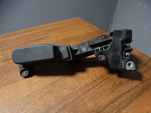 9339827 G01 - Распределитель напряжения аккумулятора BMW G11 G30 1