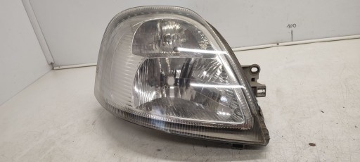light front front right Renault Master II