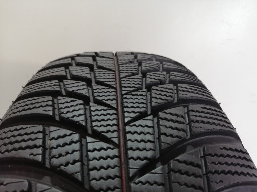 BRIDGESTONE BLIZZAK LM001 205/60R16 96H
