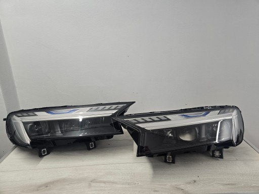 4M0941085D, 4M0941086D - Лампа левая правая audi q7 lift laser complete new