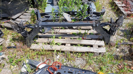 Actros mp3 mp2 базовый кронштейн задняя подвеска задние кабины 9303102658