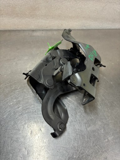 Петля капота ліва права kpl mercedes w213 a2138800128 a2138800228