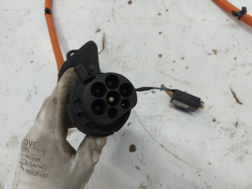 Audi Q8 E-TRON SUV kabel Tubazione ladowania Spina oryg 4kr971106g