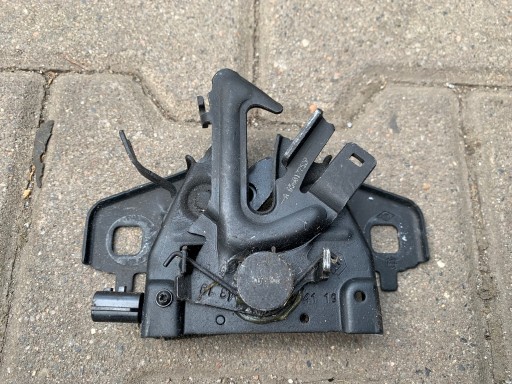 ЗАМОК КАПОТА MASTER IV 656017752R