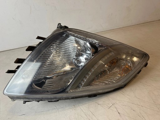 light front front right Toyota Prius II lift LED Uk Anglik