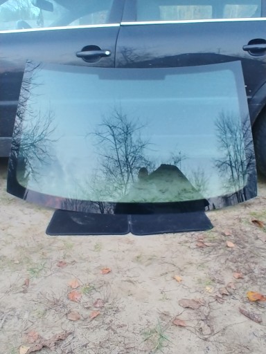 AUDI A8 D4 LONG заднее стекло