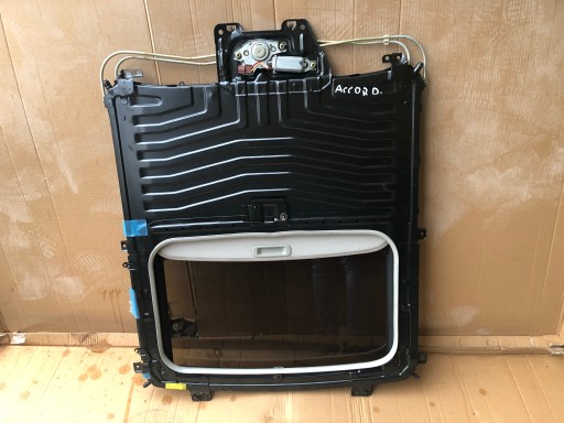 ЭЛЕКТРИЧЕСКИЙ ЛЮК НА КРЫШЕ HONDA ACCORD IV 89-93