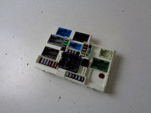 9851622580 - Блок запобіжників peugeot 308 iii t10 1.5 blue hdi 2022