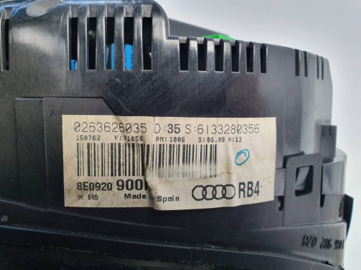 dials clock 8E0920900 AUDI A4 B6