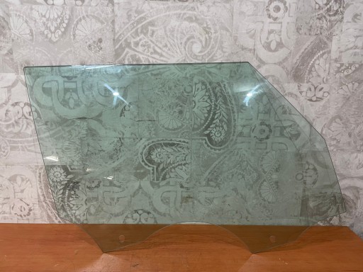 E000255 70% - Стекло передней правой двери MINI F55 16R