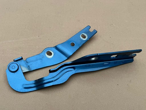 Петля капота ліва vw golf vii 7 5gm823301a 5g0823301a la5j