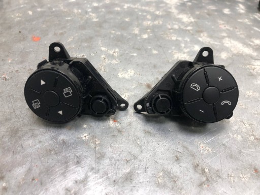PRZYCISKI volante KOMPLET MERCEDES W906 9069052301 9069052000