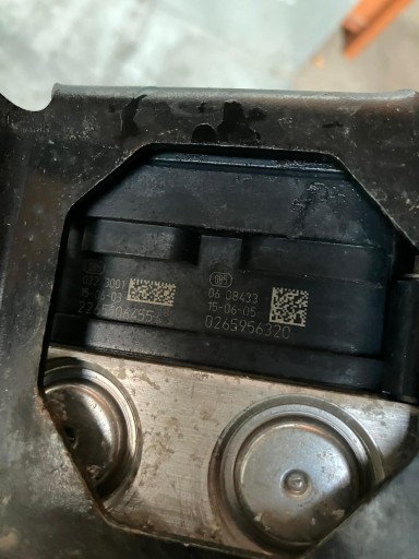 pump ABS TWINGO III 2265106455