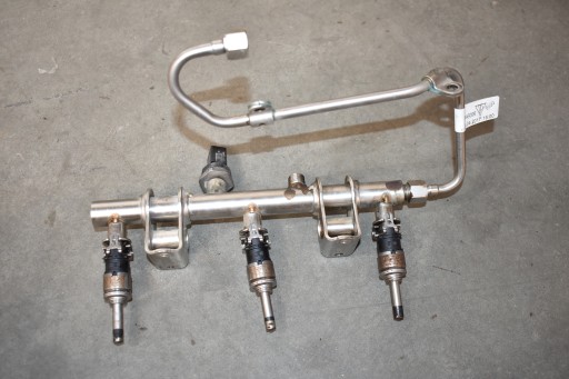 IDEALNA injection ramp 4-6 + nozzles PORSCHE MACAN 3.0 CTM DCN 1