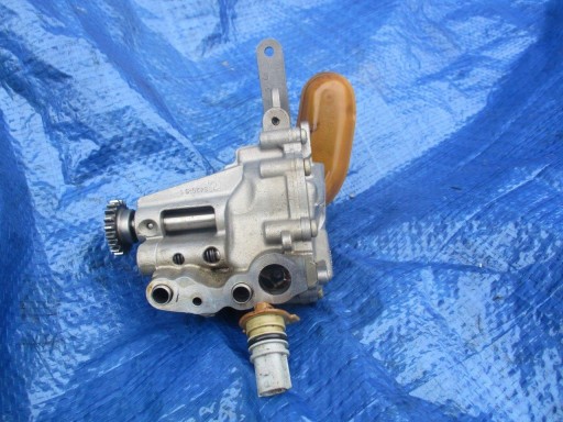 150002257R 152412073R - МАСЛЯНЫЙ НАСОС RENAULT NISSAN DACIA 1.2 TCE DIG-T