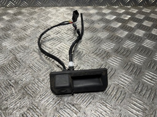 Audi sq5 q5 камера заднего вида на люке 8w8827566e