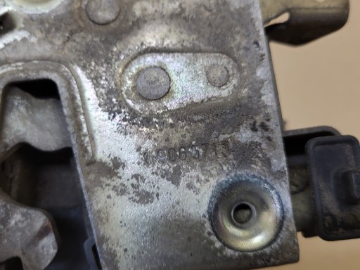 lock Z door left front CIEGNA BMW 3 E30 4D original 19065711