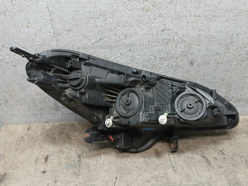 feu avant gauche OPEL CORSA E 39108222