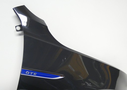 VW PASSAT B8 GTE 3G0821106D blatník předek přední pravý