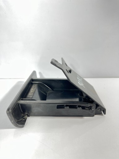 Peugeot 307 CC 03-05 ashtray passenger compartment plato OE 9637031977