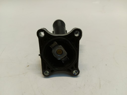 Volvo XC60 II 2020 flangia scatola termostato 2.0 t8 31686046