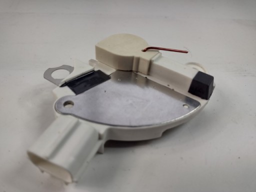 Вантаж 230790 регулятор напруги