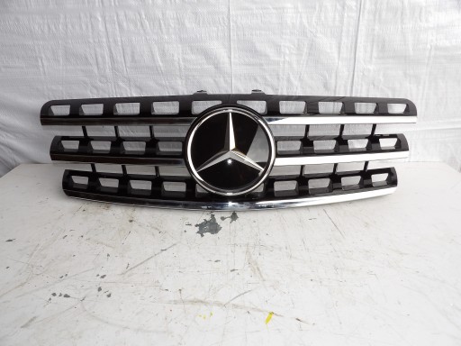 MERCEDES A1648801985 ML W164 AMG решітка