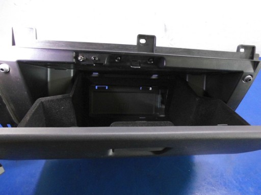 passenger compartment of the passenger EUROPA LAND ROVER DISCOVERY SPORT 14-24R